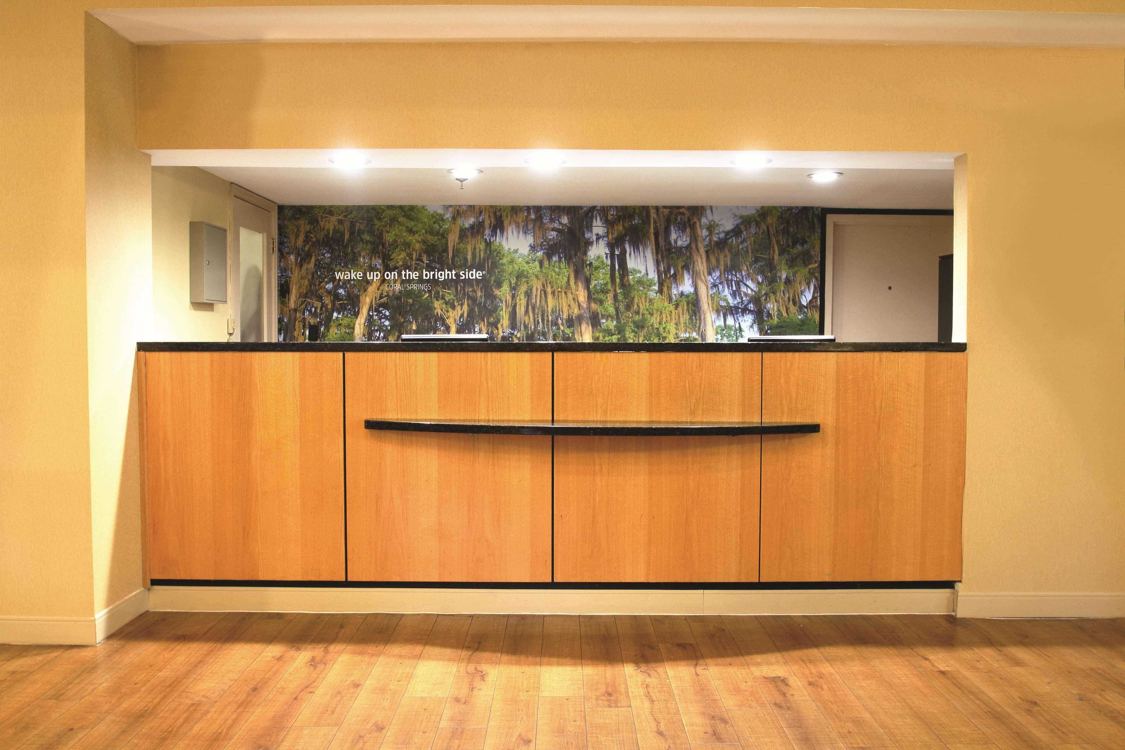 La Quinta By Wyndham Coral Springs South Hotel Kültér fotó
